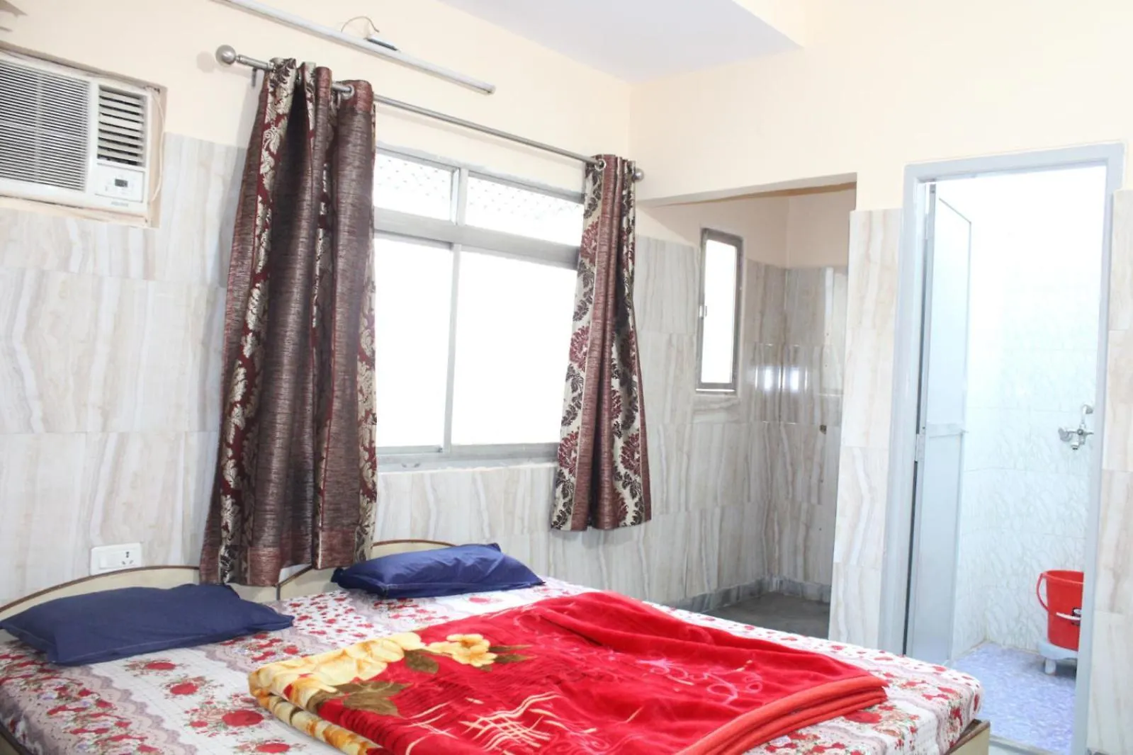 Hotel Vk Grand Varanasi