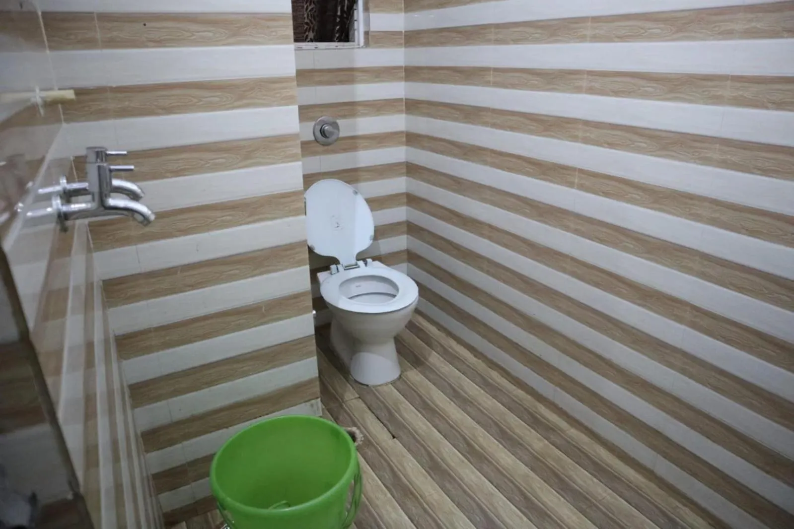 Hotel Vk Grand Varanasi
