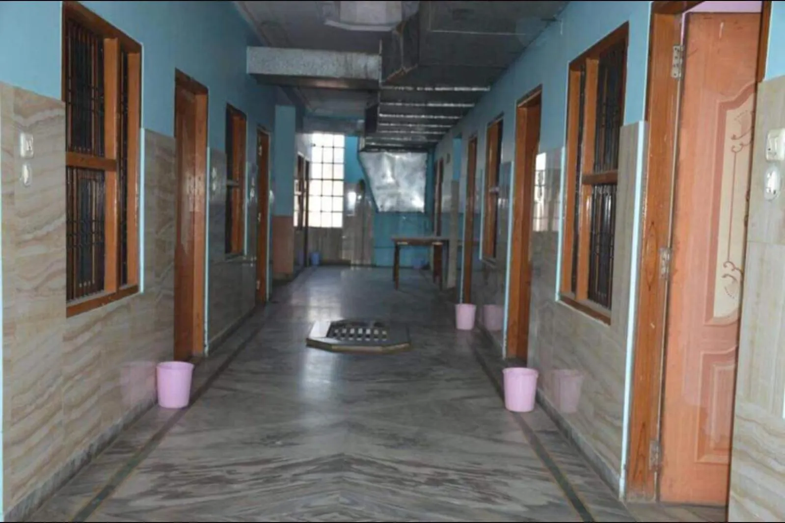 Hotel Vk Grand Varanasi