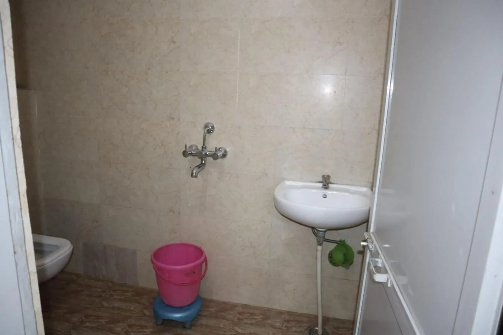Hotel Vk Grand Varanasi